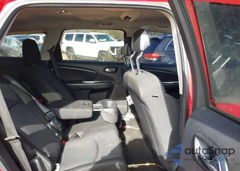 2016 Dodge Journey Crossroad z USA, uszkodzony, nr VIN 3C4PDDGG3GT217312